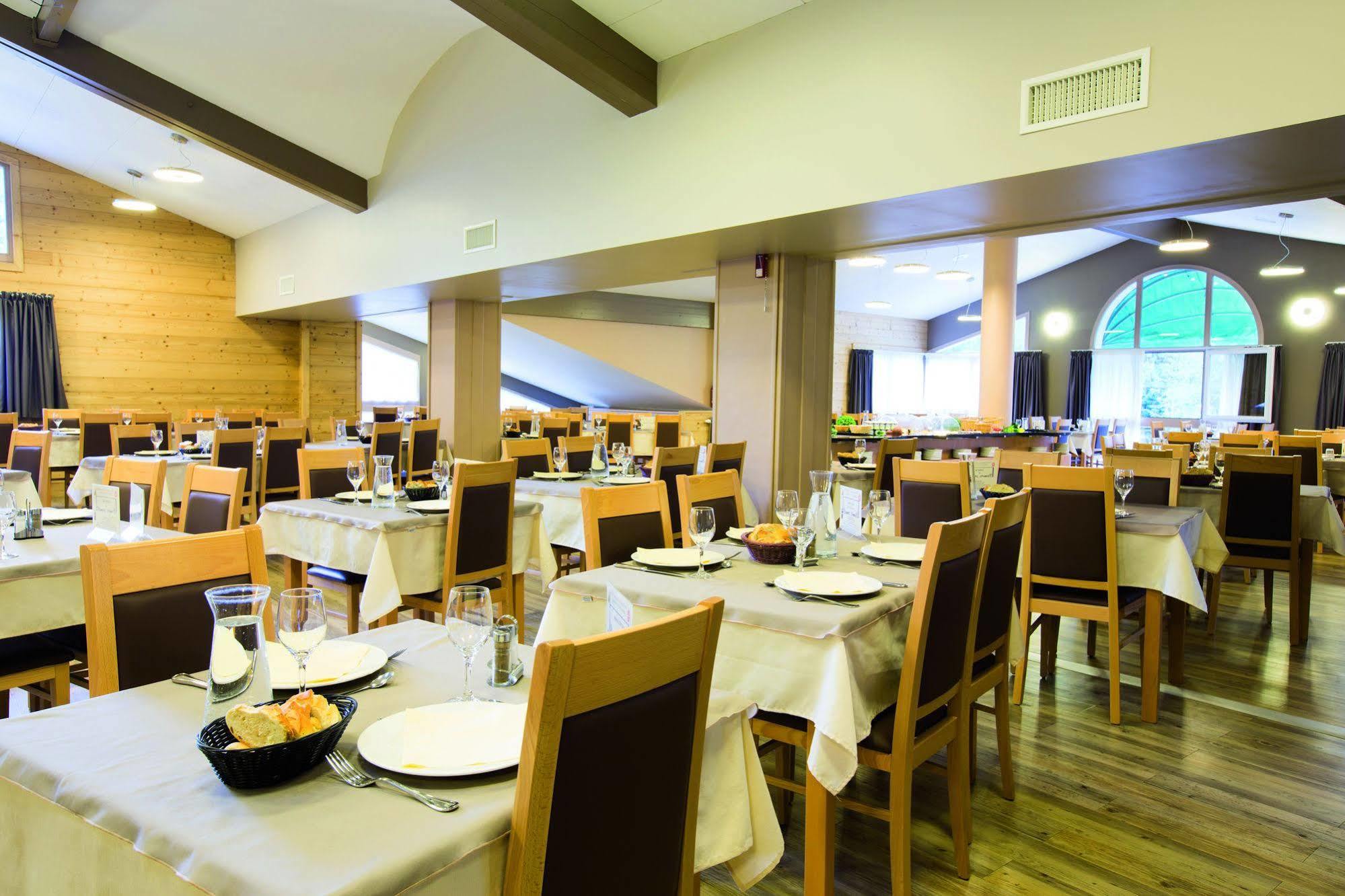 Club Vacances Bleues Les Alpes D'Azur 라살르레알프 외부 사진